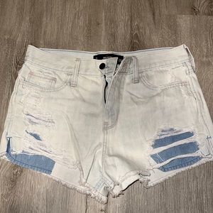 Hollister Short-Short High Rise jean shorts. Size 7